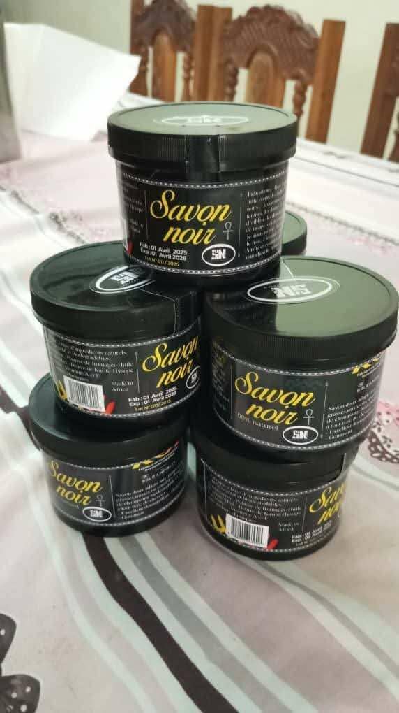Savon Noir Naturel Exfoliant