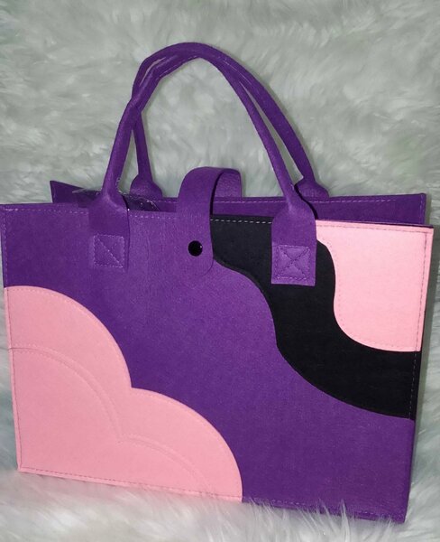 Sac fourre-tout en cuir synthétique