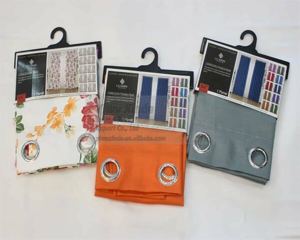 Rideaux opaques en grommet