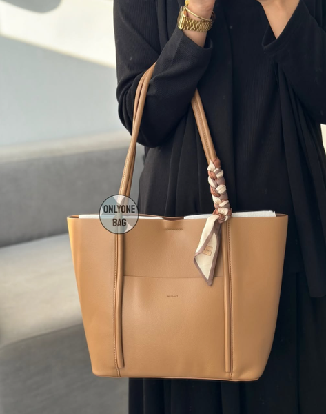 Базовый шоппер из плотной натуральной кожи