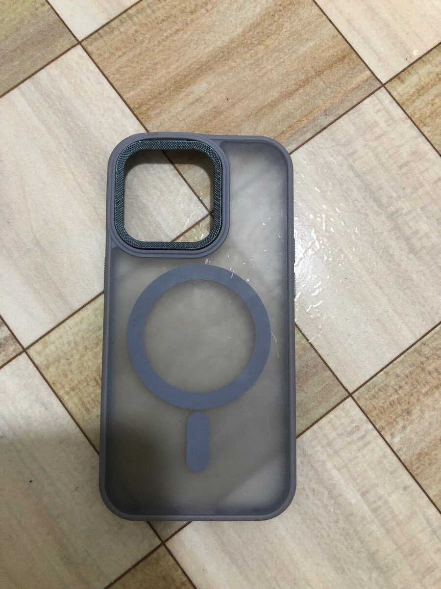 Coque MagSafe iPhone 14 pro