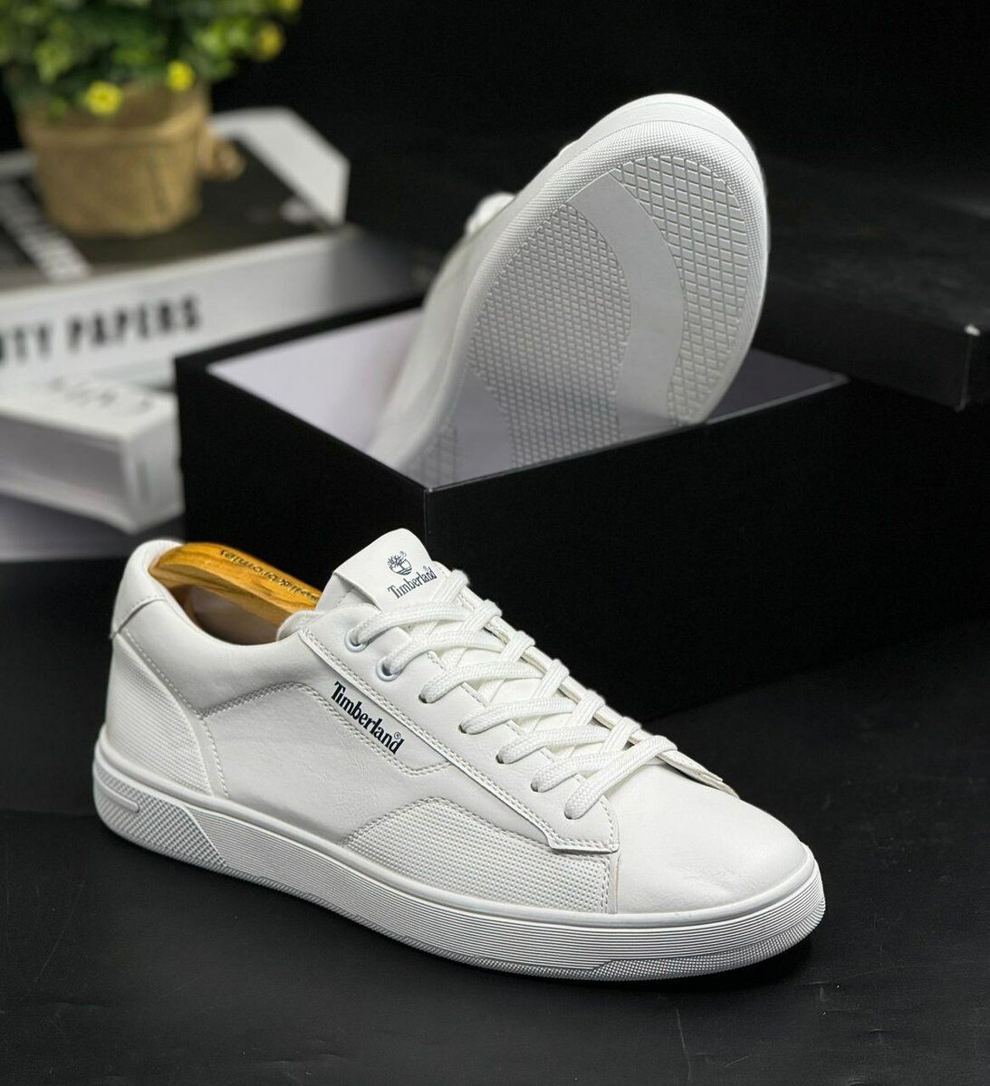 MEN CLASSIC WEAR BLACK AND WHITE