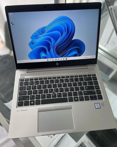 HP ELITEBOOK 840