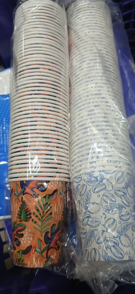 Tasses en papier décorée 50pcs