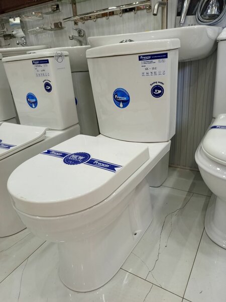 Frencia Waters Closet (S&P-Trap)