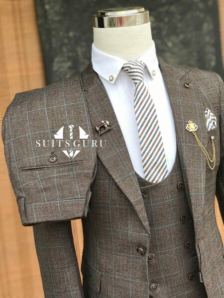 Elegant men's suit