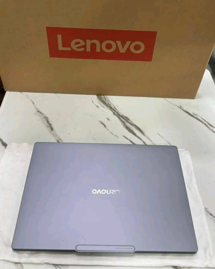 Lenovo Yoga Ultra Fin