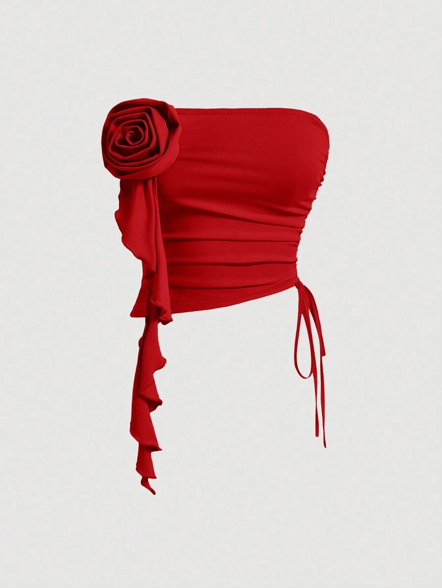 Top asymétrique avec rose