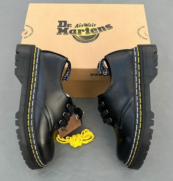 Chaussures Dr. Martens noires