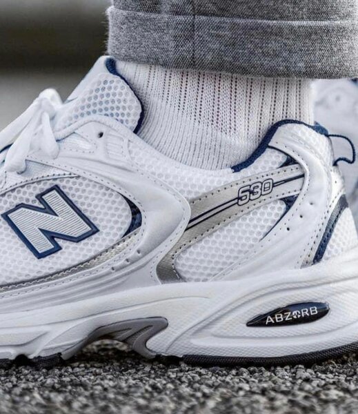 New Balance 530 blanc bleu marine