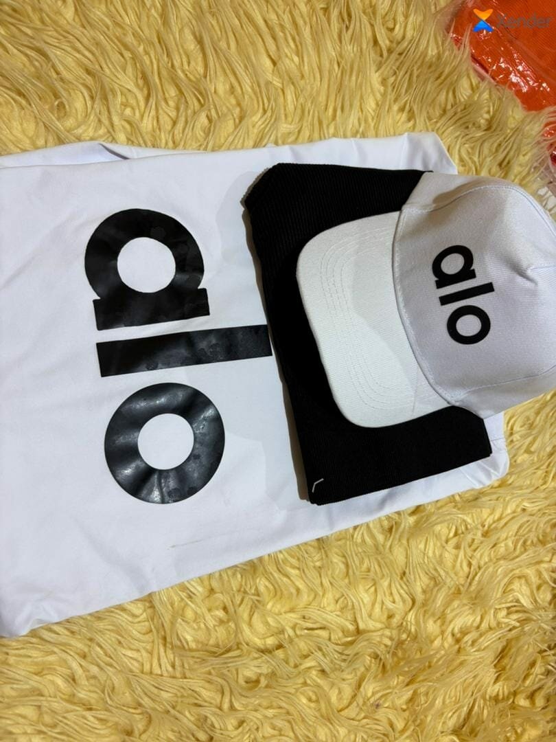 Ensemble Casquettes et T-shirts Alo