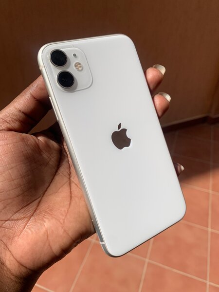 iPhone 11