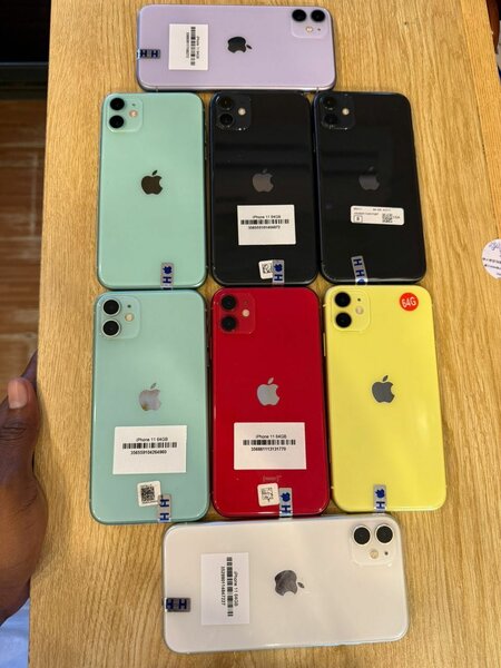 iPhone 11 64go quasi neuf importe