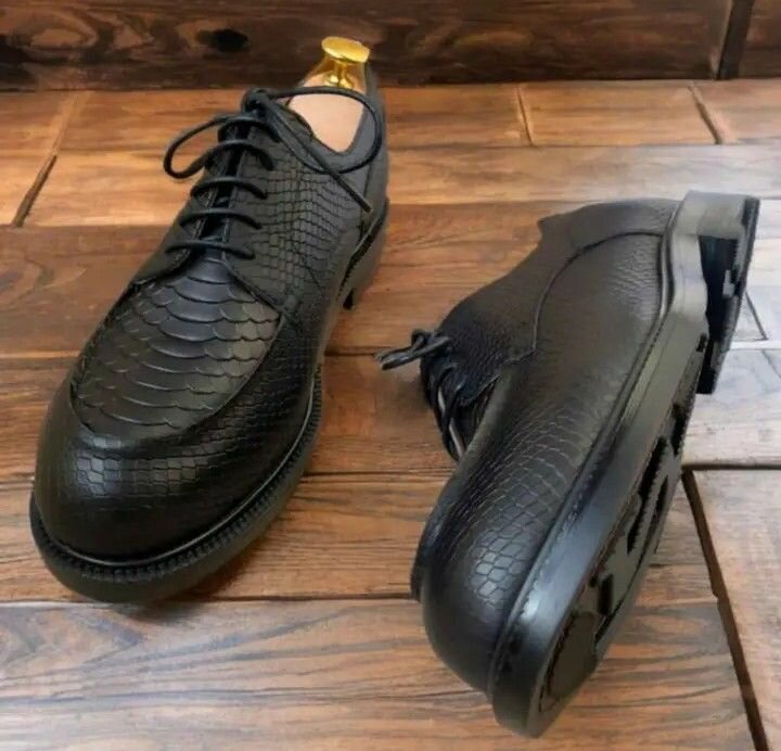 Chaussures en cuir pour homme