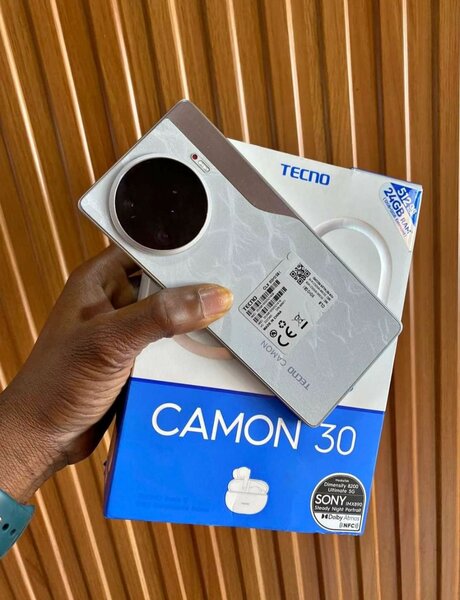 TECNO CAMON 30 première 512GB 24GB RAM première co.pie dubaï