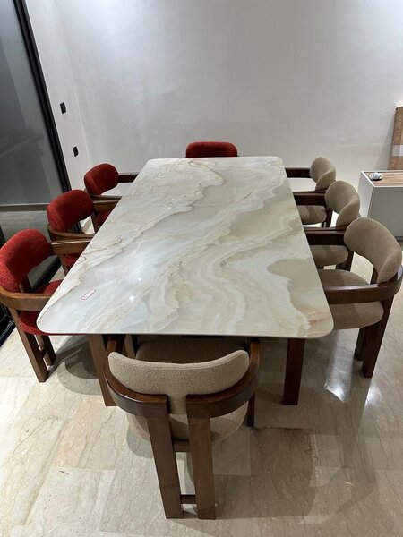 Table à manger en marbre et bois