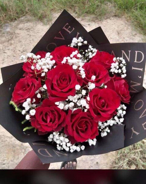 Bouquet de roses rouges élégantes