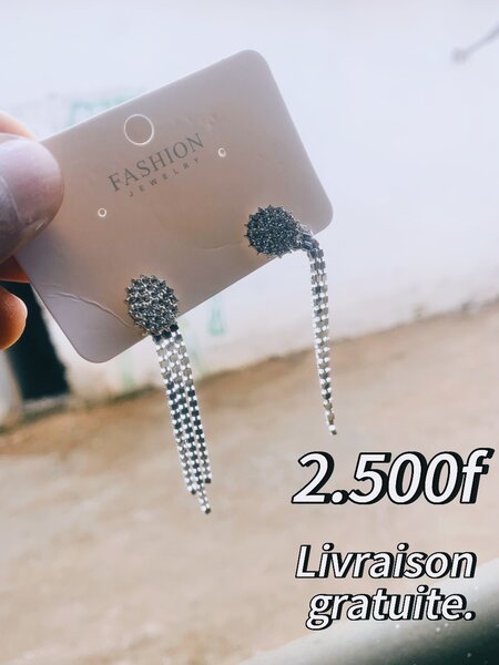 Boucles d'oreilles pendantes glamour