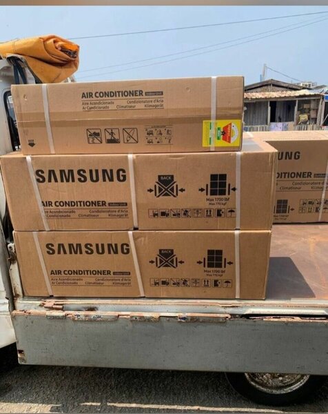 SAMSUNG AIR CONDITIONER 1.5 HP