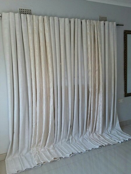 2 drops of curtains white and beige