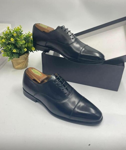 Executive leather shoes