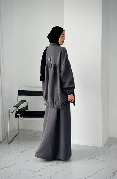 Юбочный костюм ,размер стандарт 42 до 54