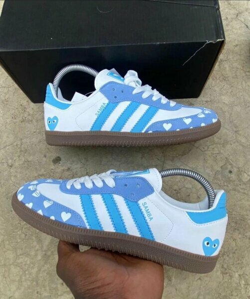 Samba Adidas Cœur bleu point. 38-41