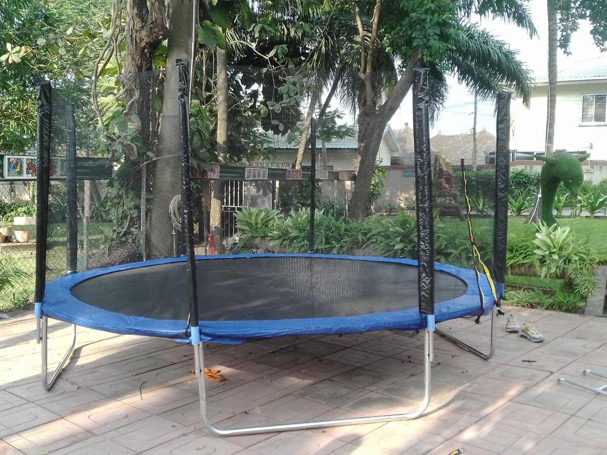 Trampoline 10ft