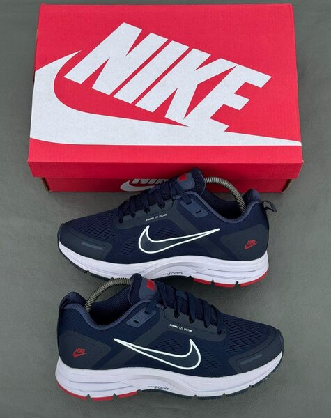 Baskets de sport Nike homme