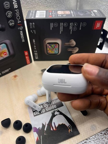 Écoute bluetooth sans-fil JBL TOUR PRO 4   or