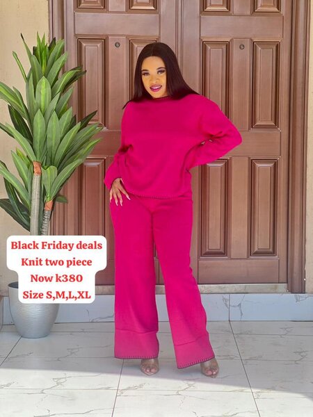 Set of beautiful women's clothing (top and bottom)