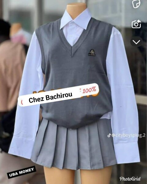 Uniforme scolaire classique gris