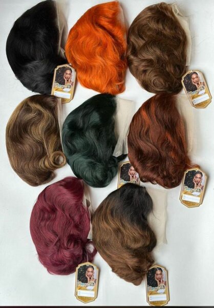 Perruques en cheveux naturels