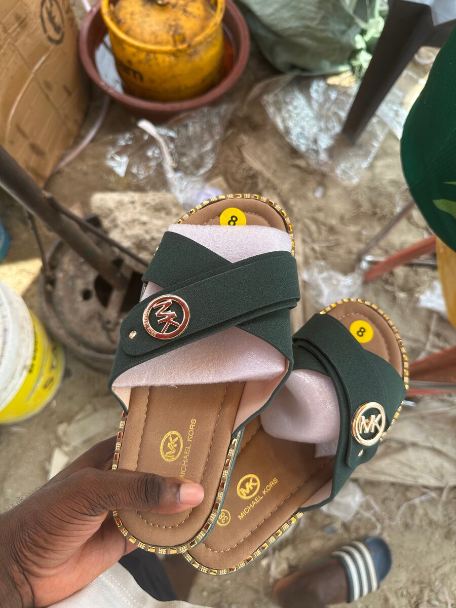 Sandales en cuir élégant