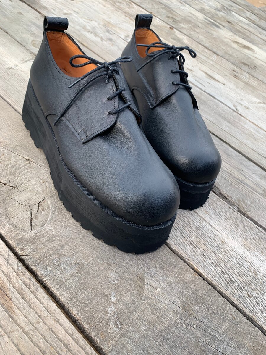 Chaussures plateformes noires