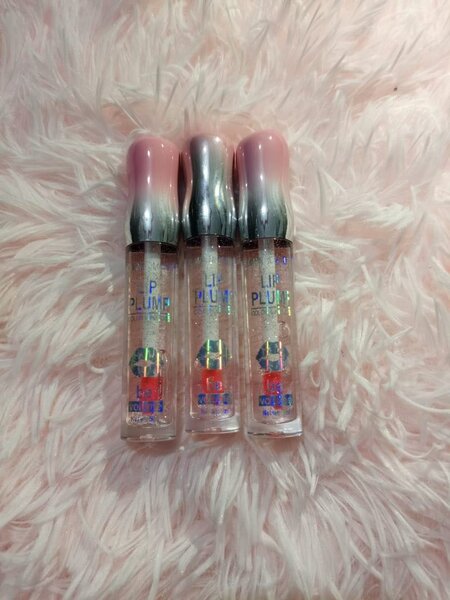 Gloss Repulpant à Lèvres