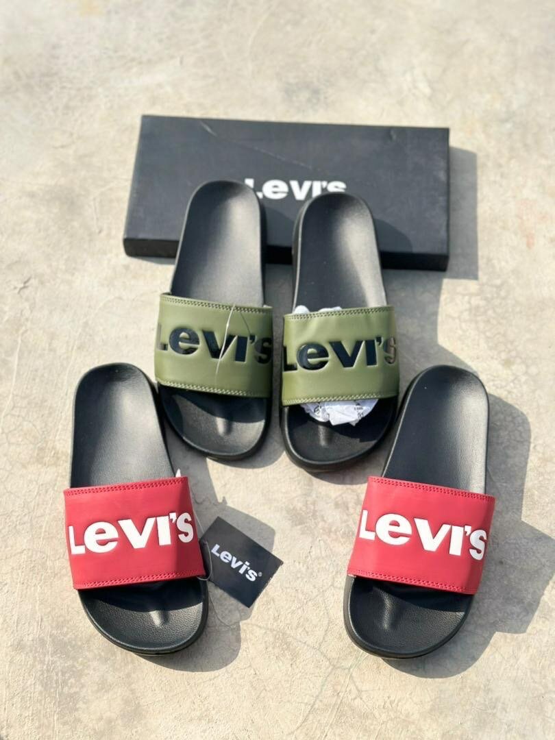 Claquettes Levi's originales
