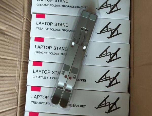 Universal laptop stand