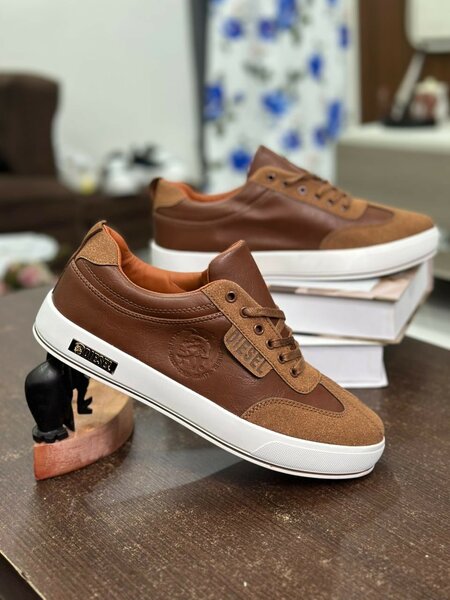 Baskets marron en cuir élégantes