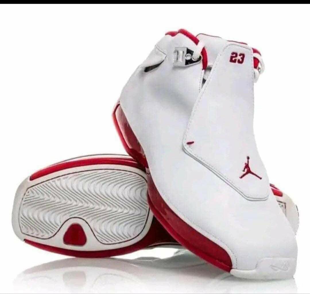 Sneakers homme blanches stylées