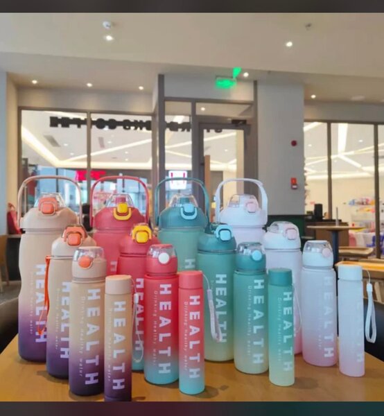 Bouteille d'Eau Colorée