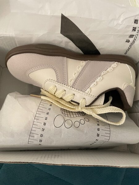 кроссовки для девочек