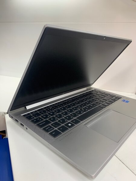 Hp elitebook g8