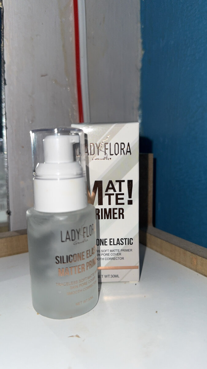 Lady Flora Primer Matifiant