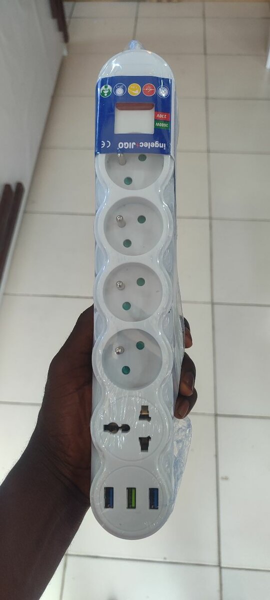 Multiprise USB 4 prises