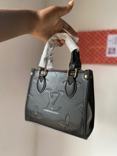 LV  mini