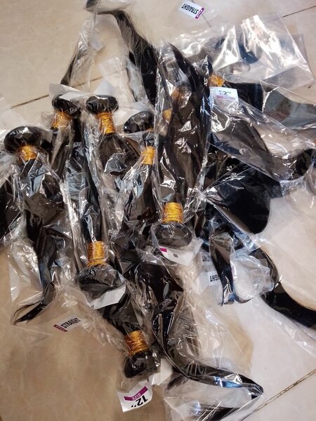 Hair bundles and closures