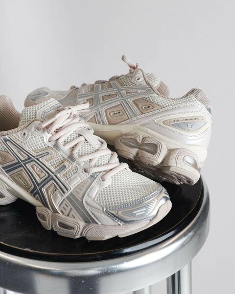 Chaussure asics