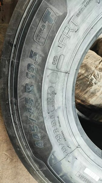 Michelin X line T 445/45R19.5