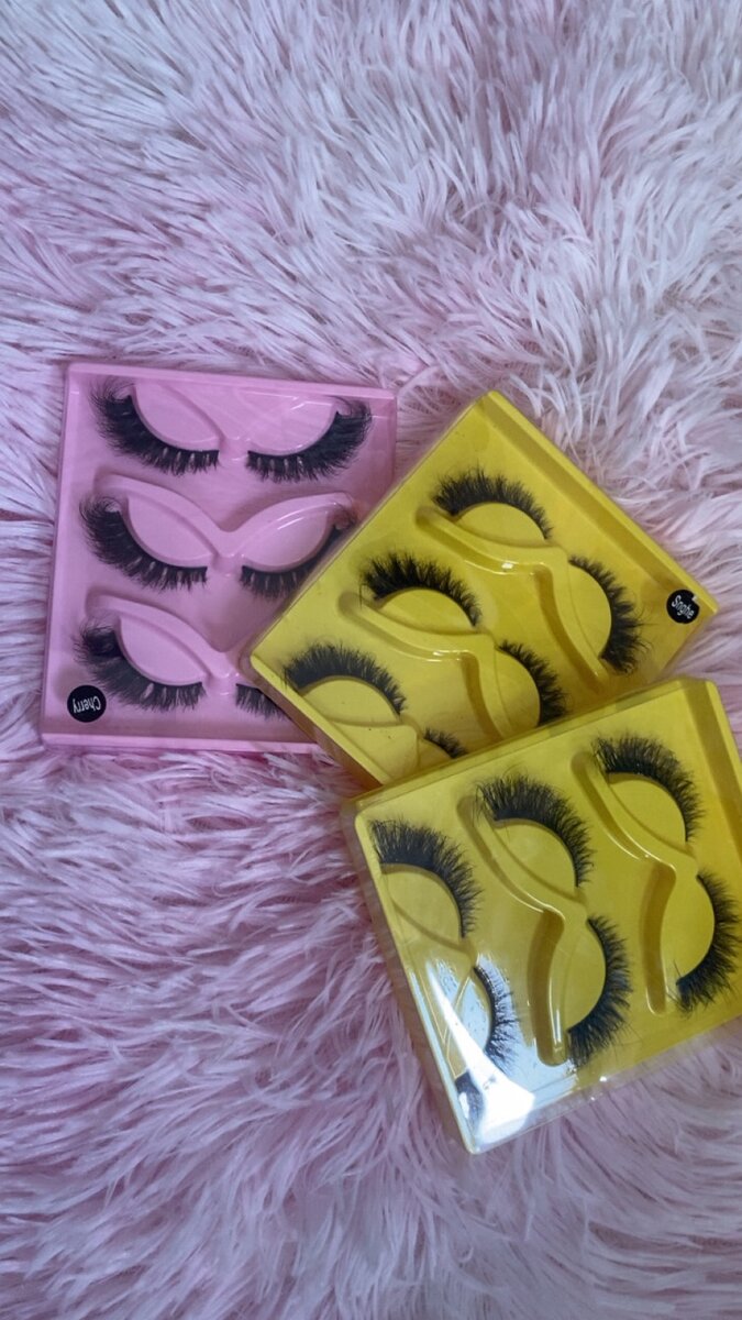 Faux Cils Volumineux